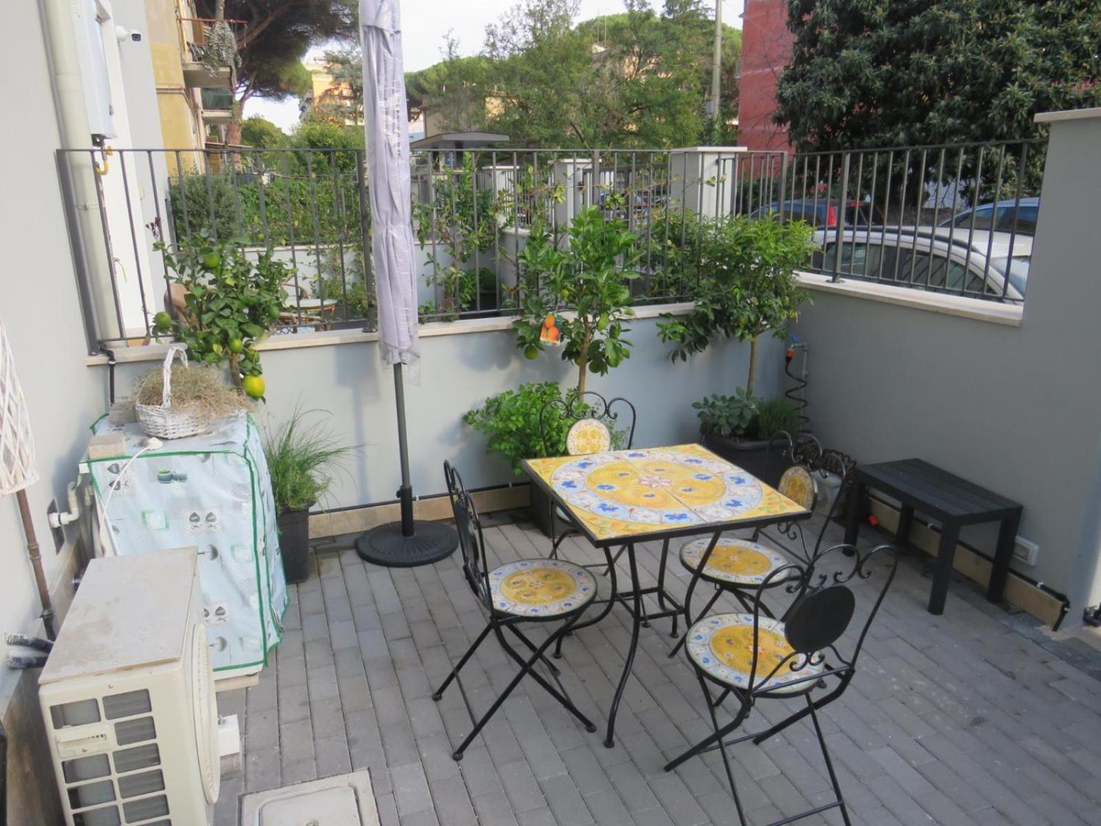 Rebibbia Guest Art Metro B Apartment Roma Ngoại thất bức ảnh